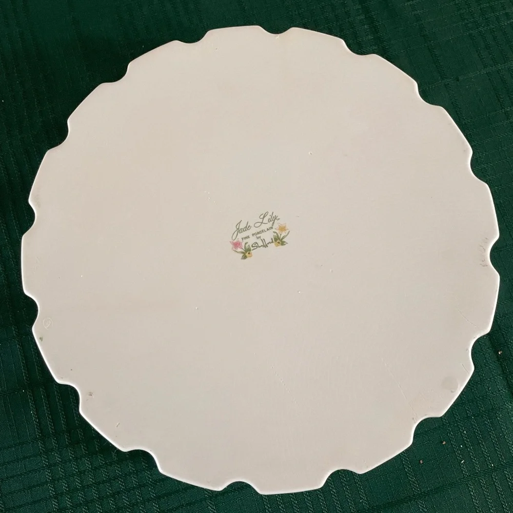 Shafford Jade Lily vintage quiche dish